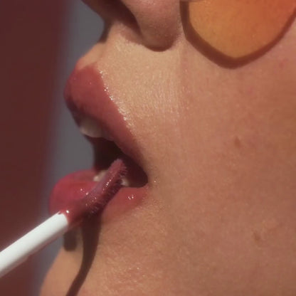 Spritz o'clock! Plumping Lip Gloil